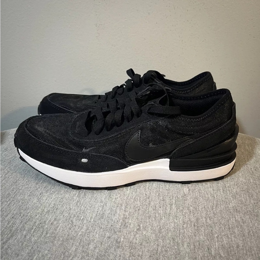 Nike GS Waffle One Grade School Black/White Sneaker Shoe Size 7Y DC0481-001 - Picture 4 of 11